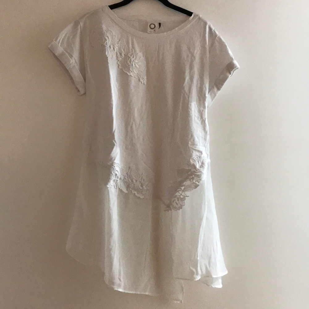 Anthropologie Akemi Kin top - BOGO same price item